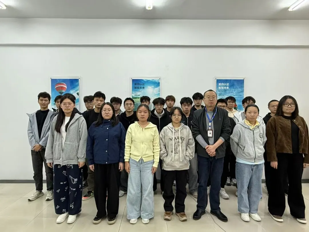 【近期結(jié)班留影】時(shí)光會(huì)定格此刻，但夢(mèng)想永